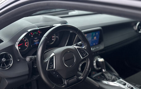 Chevrolet Camaro VI, 2022 год, 3 300 000 рублей, 9 фотография