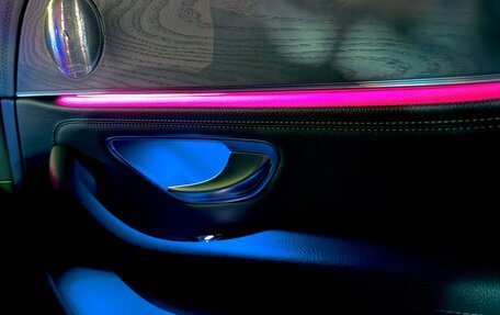 Mercedes-Benz E-Класс, 2021 год, 4 650 000 рублей, 14 фотография