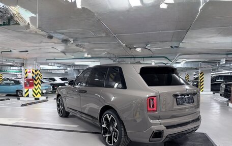 Rolls-Royce Cullinan, 2025 год, 80 000 000 рублей, 7 фотография