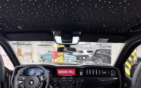 Rolls-Royce Cullinan, 2025 год, 80 000 000 рублей, 12 фотография