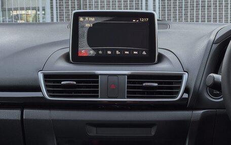 Mazda Axela, 2015 год, 1 390 000 рублей, 24 фотография