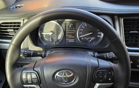 Toyota Highlander III, 2014 год, 2 599 999 рублей, 8 фотография