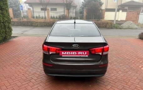 KIA Rio III рестайлинг, 2015 год, 790 000 рублей, 4 фотография