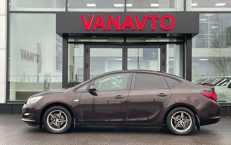 Opel Astra J, 2013 год, 790 000 рублей, 2 фотография