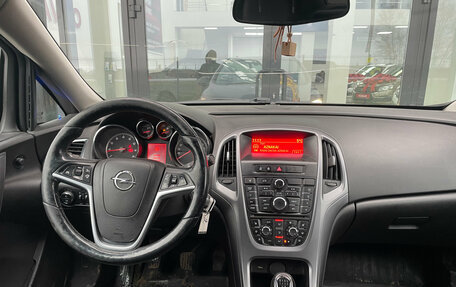 Opel Astra J, 2013 год, 790 000 рублей, 5 фотография