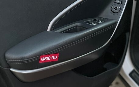 Hyundai Santa Fe III рестайлинг, 2013 год, 1 650 000 рублей, 13 фотография