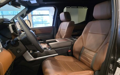 Toyota Tundra, 2025 год, 10 640 000 рублей, 13 фотография