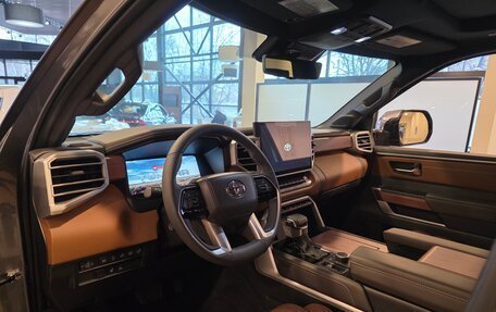 Toyota Tundra, 2025 год, 10 640 000 рублей, 14 фотография