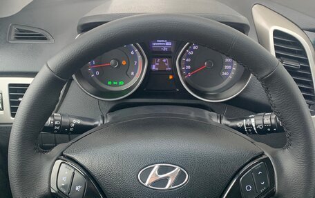 Hyundai i30 II рестайлинг, 2013 год, 680 000 рублей, 12 фотография