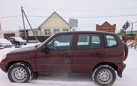 Chevrolet Niva I рестайлинг, 2005 год, 290 000 рублей, 2 фотография