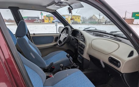 Chevrolet Niva I рестайлинг, 2005 год, 290 000 рублей, 13 фотография