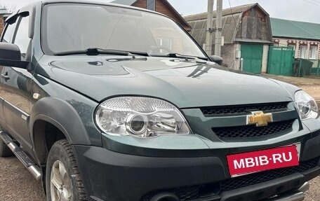 Chevrolet Niva I рестайлинг, 2015 год, 567 000 рублей, 12 фотография