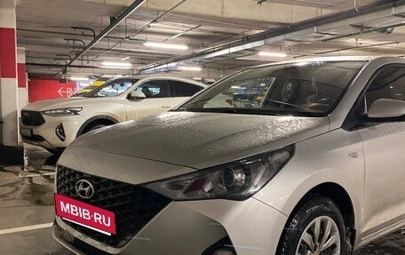 Hyundai Solaris II рестайлинг, 2020 год, 1 400 000 рублей, 5 фотография