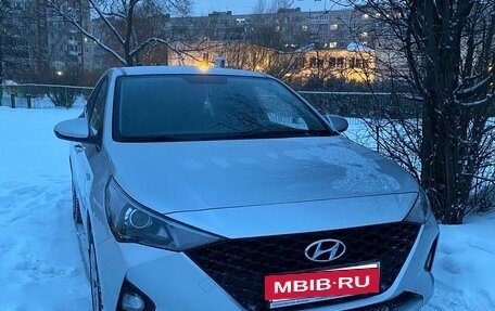 Hyundai Solaris II рестайлинг, 2020 год, 1 400 000 рублей, 9 фотография