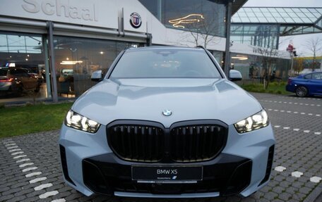 BMW X5, 2025 год, 13 975 000 рублей, 2 фотография