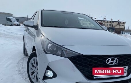 Hyundai Solaris II рестайлинг, 2020 год, 1 400 000 рублей, 19 фотография