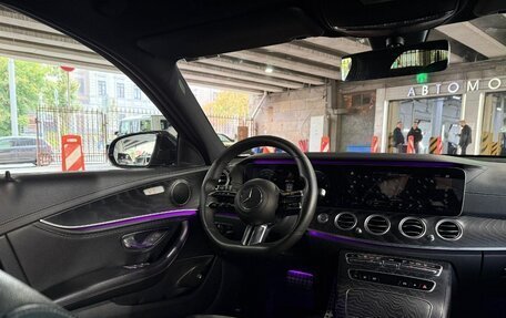 Mercedes-Benz E-Класс, 2020 год, 3 450 000 рублей, 10 фотография