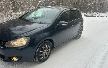 Volkswagen Golf VI, 2011 год, 570 000 рублей, 2 фотография