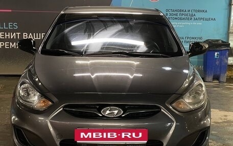 Hyundai Solaris II рестайлинг, 2014 год, 537 000 рублей, 2 фотография