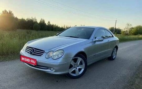 Mercedes-Benz CLK-Класс, 2002 год, 700 000 рублей, 13 фотография