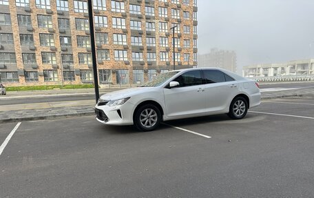 Toyota Camry, 2015 год, 1 900 000 рублей, 2 фотография