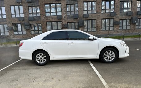 Toyota Camry, 2015 год, 1 900 000 рублей, 11 фотография