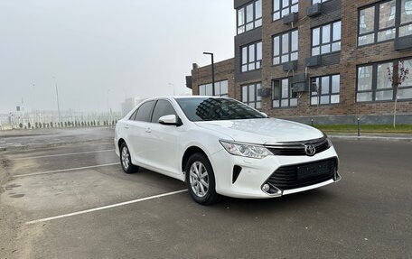 Toyota Camry, 2015 год, 1 900 000 рублей, 12 фотография