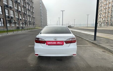 Toyota Camry, 2015 год, 1 900 000 рублей, 7 фотография