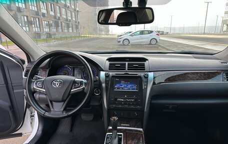 Toyota Camry, 2015 год, 1 900 000 рублей, 19 фотография
