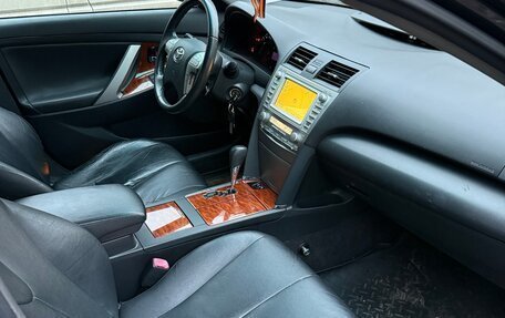 Toyota Camry, 2010 год, 1 050 000 рублей, 5 фотография