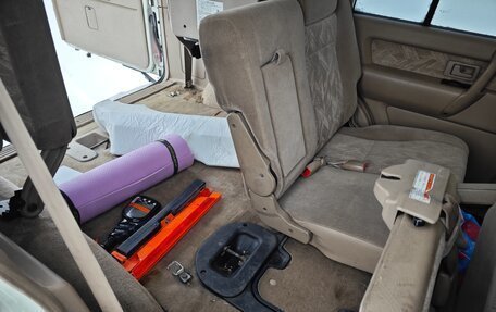 Isuzu Bighorn II, 1999 год, 1 000 000 рублей, 16 фотография