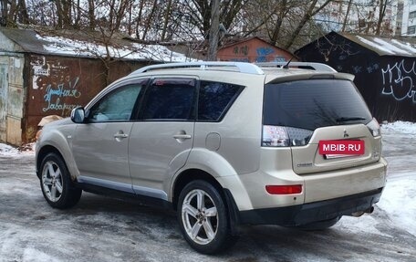 Mitsubishi Outlander III рестайлинг 3, 2008 год, 665 000 рублей, 7 фотография