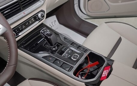 FAW Bestune T77, 2024 год, 1 849 000 рублей, 10 фотография