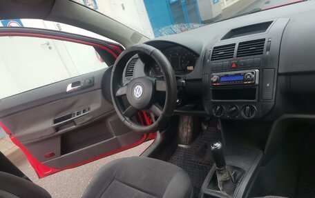 Volkswagen Polo IV рестайлинг, 2002 год, 250 000 рублей, 9 фотография