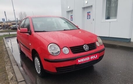 Volkswagen Polo IV рестайлинг, 2002 год, 250 000 рублей, 3 фотография