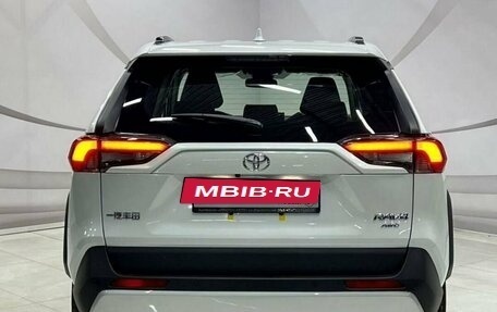 Toyota RAV4, 2025 год, 4 179 000 рублей, 9 фотография