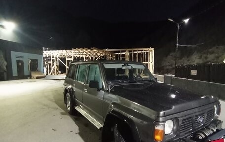 Nissan Patrol, 1992 год, 1 300 000 рублей, 3 фотография