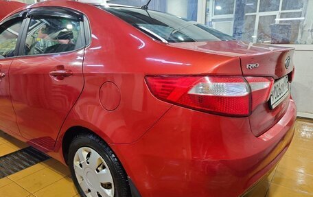 KIA Rio III рестайлинг, 2011 год, 900 000 рублей, 3 фотография