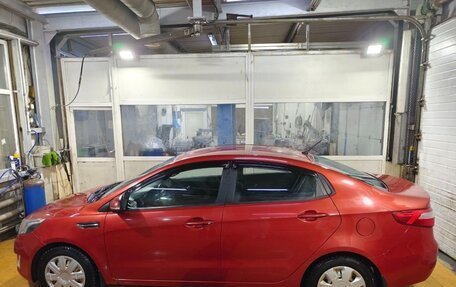 KIA Rio III рестайлинг, 2011 год, 900 000 рублей, 2 фотография