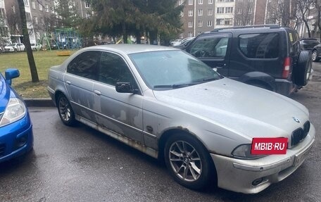 BMW 5 серия, 2002 год, 350 000 рублей, 11 фотография