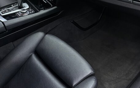 BMW 7 серия, 2012 год, 1 790 000 рублей, 12 фотография