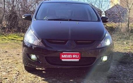 Mitsubishi Grandis, 2004 год, 900 000 рублей, 2 фотография