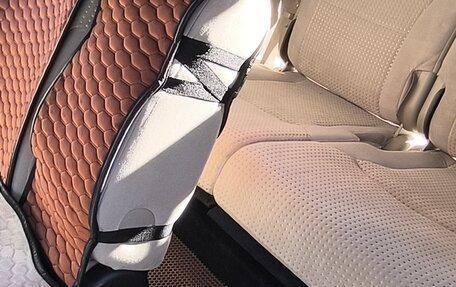 Mitsubishi Grandis, 2004 год, 900 000 рублей, 15 фотография