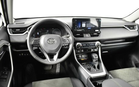 Toyota RAV4, 2025 год, 4 020 000 рублей, 6 фотография