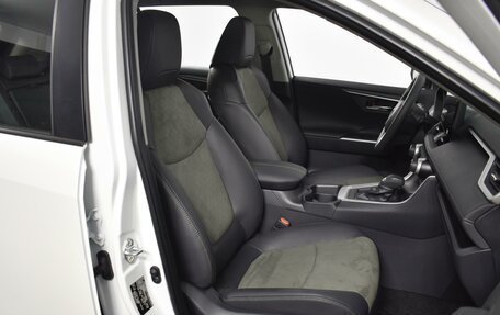 Toyota RAV4, 2025 год, 4 020 000 рублей, 8 фотография