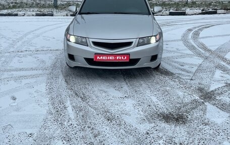 Honda Accord VII рестайлинг, 2006 год, 900 000 рублей, 1 фотография