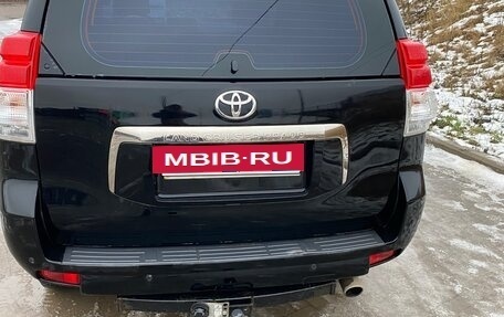 Toyota Land Cruiser Prado 150 рестайлинг 2, 2010 год, 2 600 000 рублей, 10 фотография