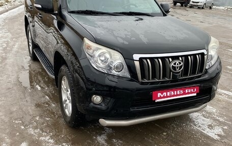 Toyota Land Cruiser Prado 150 рестайлинг 2, 2010 год, 2 600 000 рублей, 15 фотография