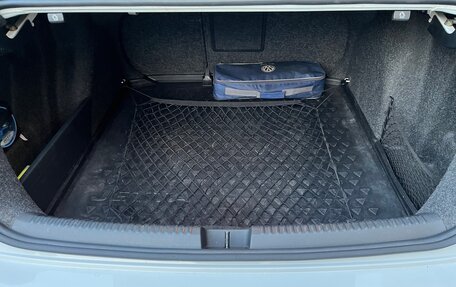 Volkswagen Jetta VI, 2016 год, 1 350 000 рублей, 16 фотография