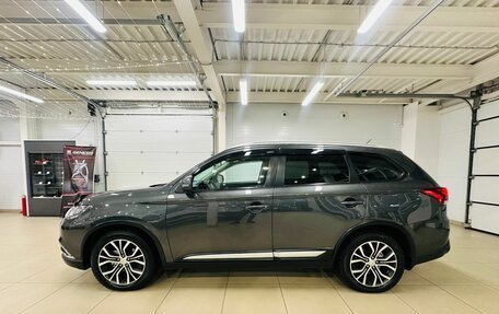 Mitsubishi Outlander III рестайлинг 3, 2016 год, 2 199 999 рублей, 3 фотография